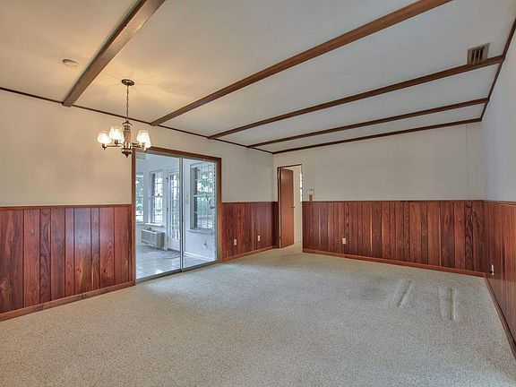 5th image of 2340 Kilkenny Dr E