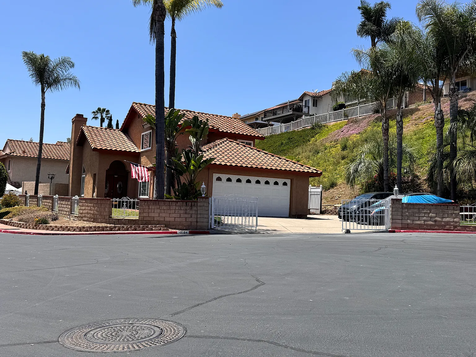 3 bed, 2.5 bath, 1660 sqft, $4,295 — Photo 1