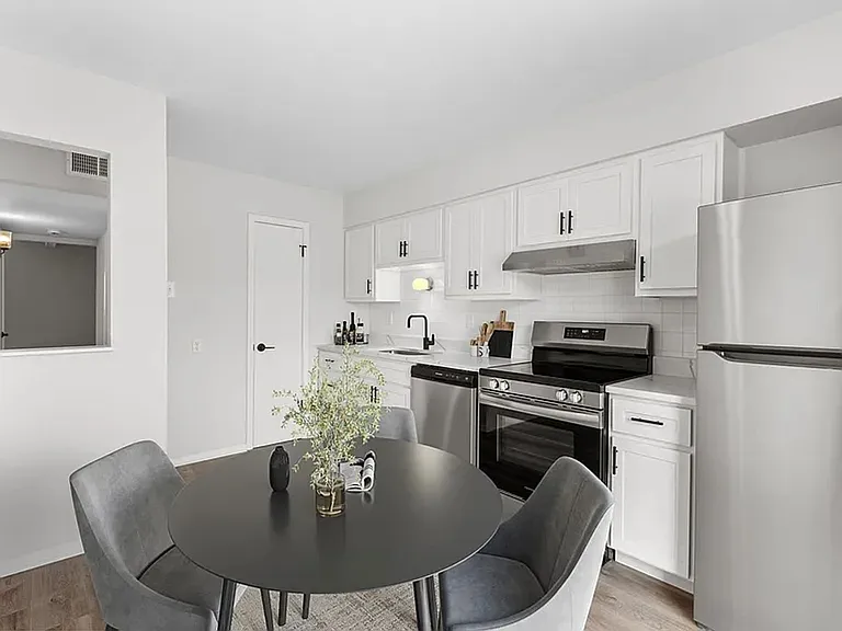 10017-10021 Rodium Dr — Photo 6