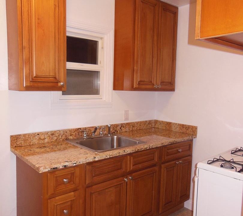 1st image of 125 Dumbarton Ave APT C