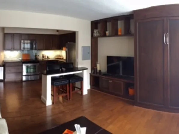 2701 W 43rd St APT 101, Minneapolis, MN 55410