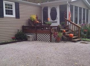 130 W Mountain Rd, Spruce Pine, NC 28777