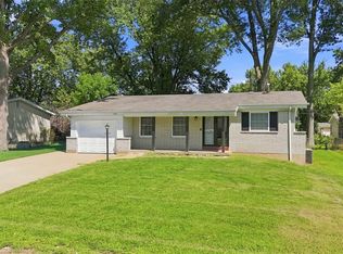 1331 Coppergate Ln, Saint Louis, MO 63138