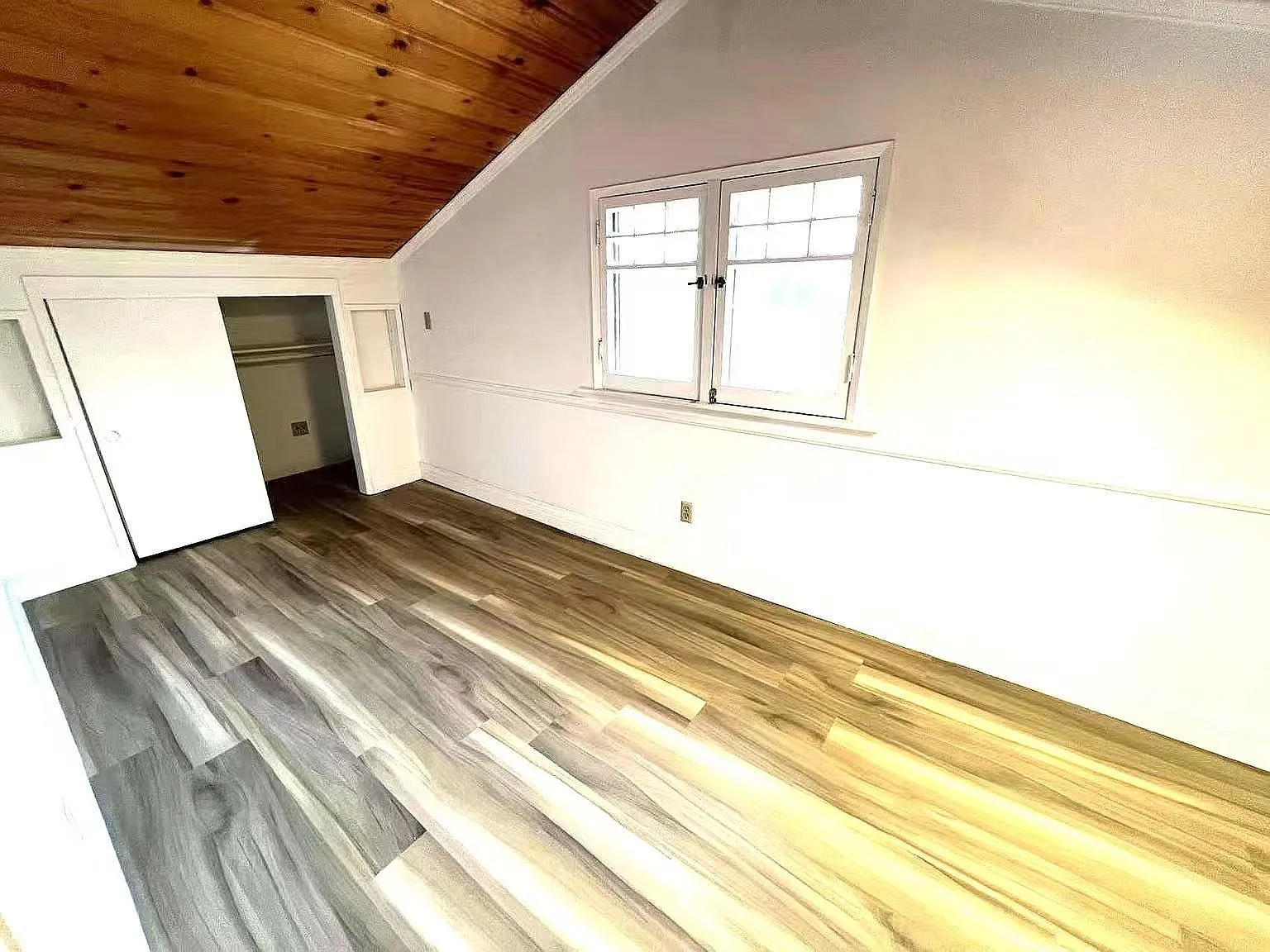 2 bed, 775 sqft, $2,480 — Photo 3