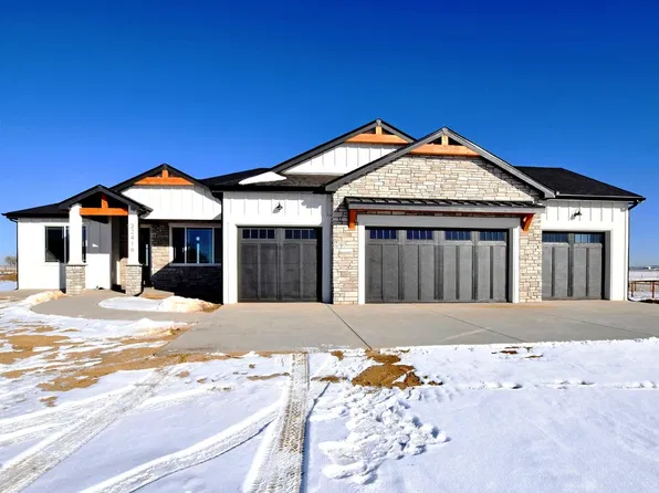 32789 Eagle View Dr, Greeley, CO 80631
