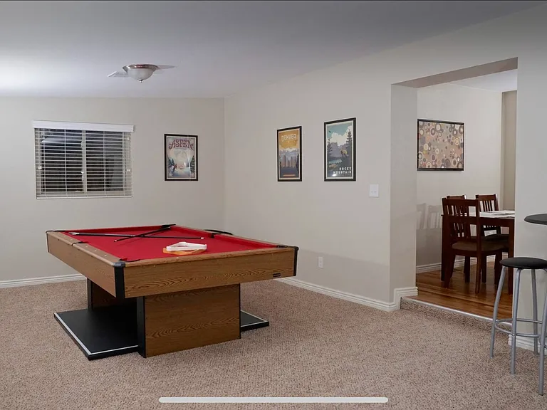 2901 Grape St — Photo 10