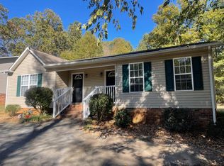 2956 Forest Park Dr #B, Randleman, NC 27317