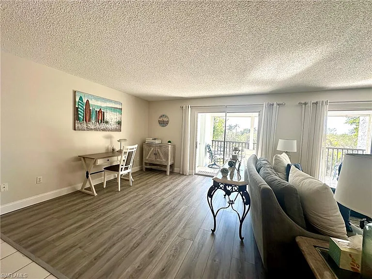 555 Park Shore Dr #B-311 — Photo 17