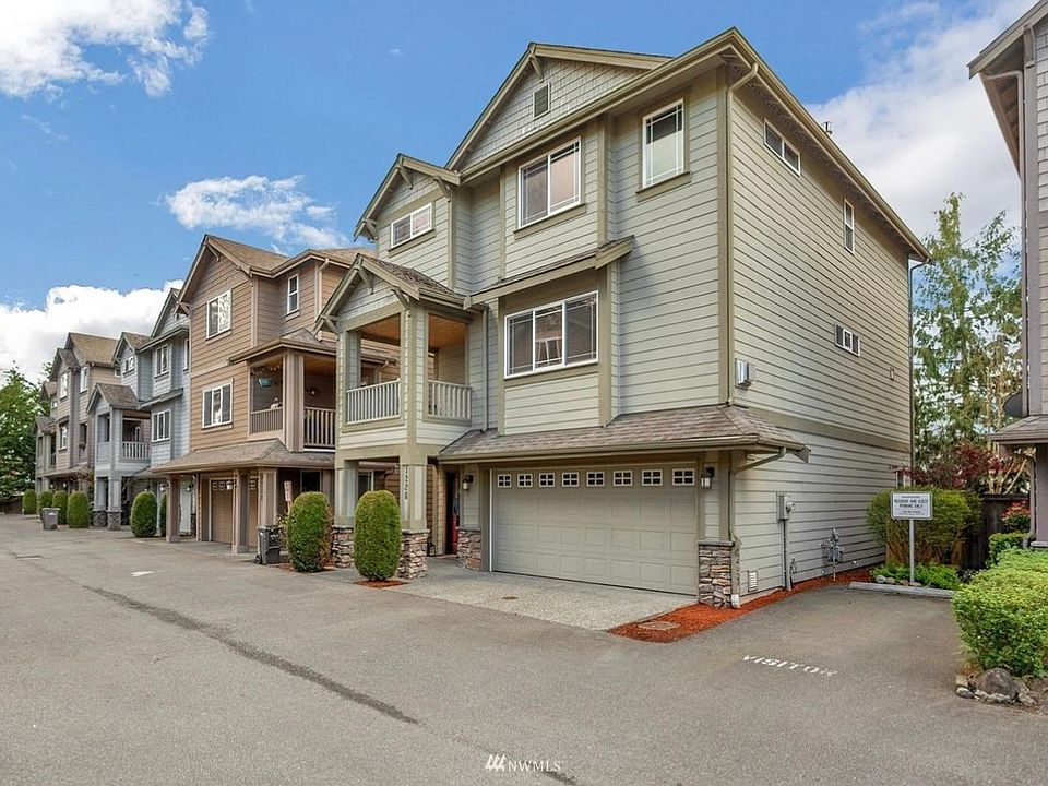 Approach to front of house