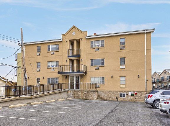 2nd image of 24 Pennyfield Ave APT 3A