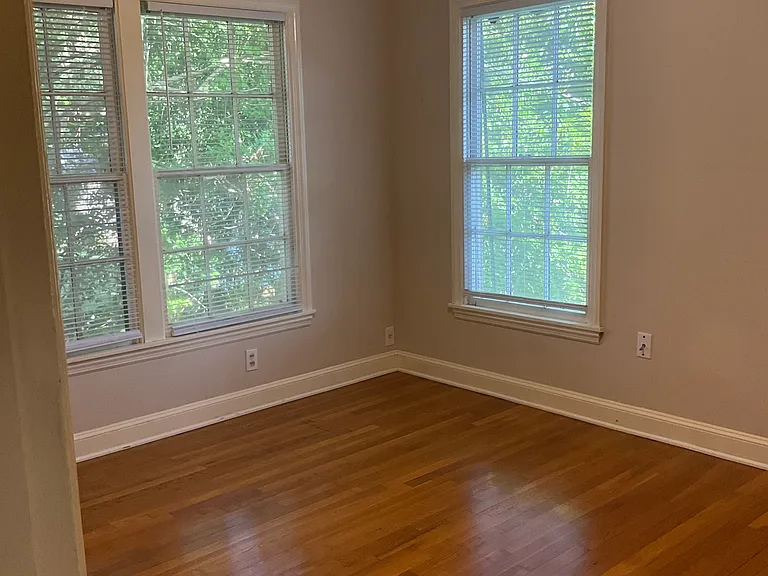 602 Dudley Dr — Photo 9