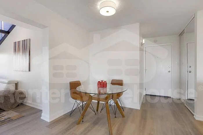 1313 N Williams St #1601 — Photo 9
