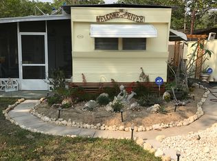 5303 Circle Dr, Weeki Wachee, FL 34607