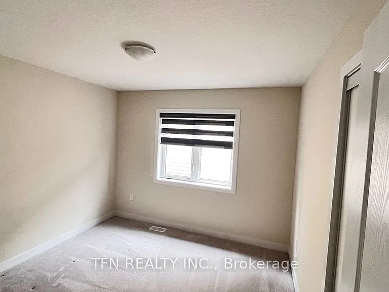 Sundin Dr — Photo 15