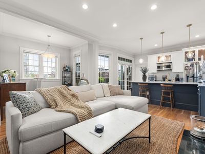 21 Prospect St #1, Charlestown, MA, 02129