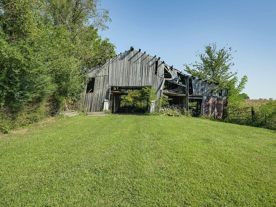 2nd image of 1714 Verna Qualls Rd