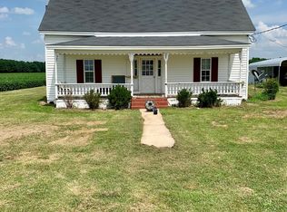 485 Woodshed Ln, Benson, NC 27504