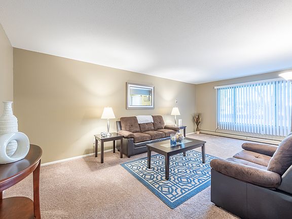 5th image of 8200 Stanley Rd APT 44