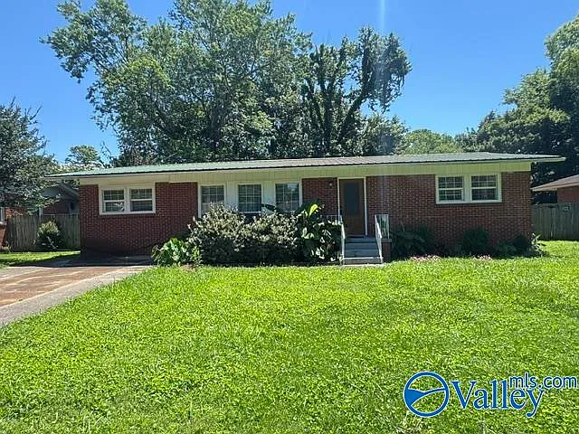 412 Ewing St NW — Photo 44