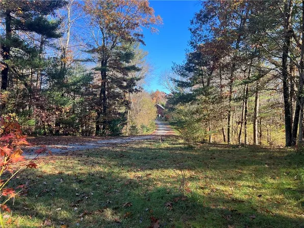 300 Buxton St, North Smithfield, RI 02896