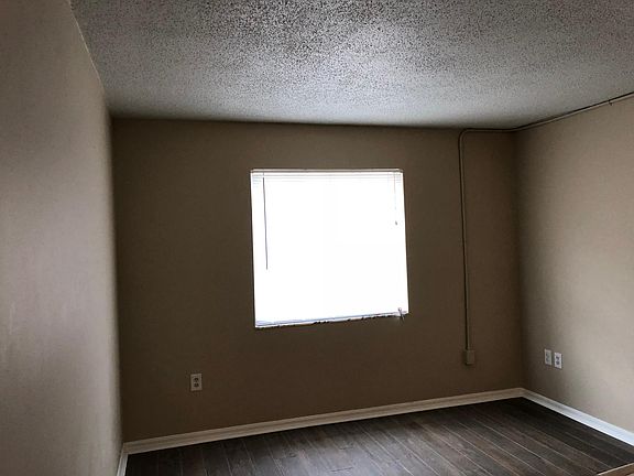 4th image of 3210 W Kennedy Blvd APT 2