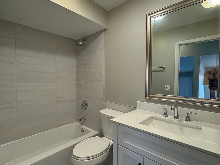1106 Arnold Ct #2 — Photo 6