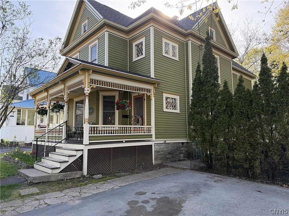 1st image of 12 High St