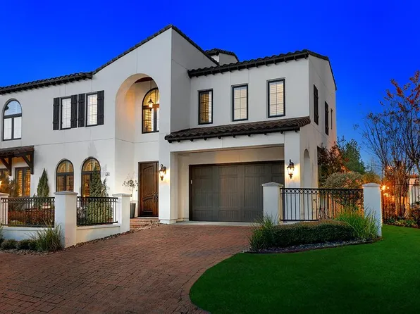 111 Lakeside Cove, The Woodlands, TX 77380