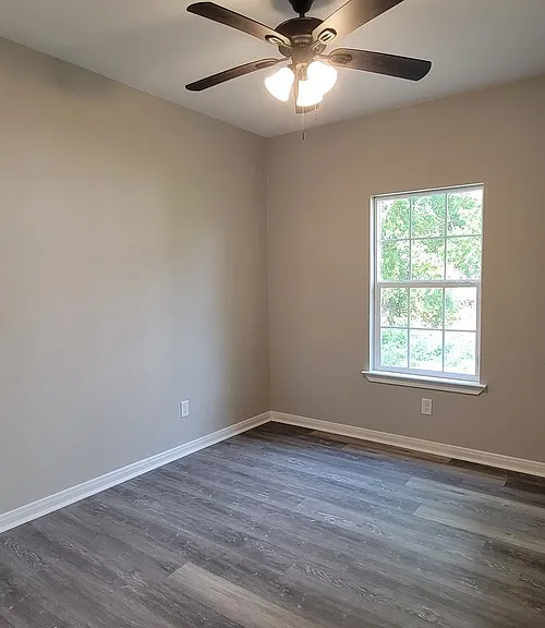 112 Coralee Ln — Photo 10