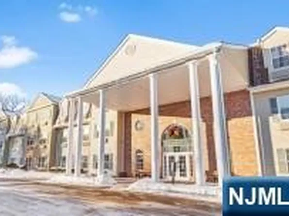 1202 Richmond Rd, West Milford, NJ 07480