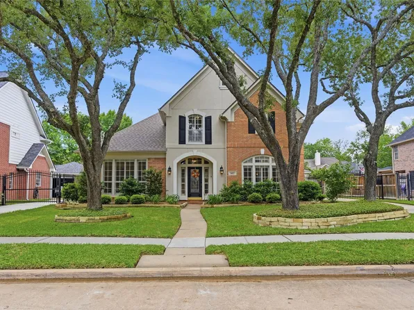 1423 Fall Wood Dr, Sugar Land, TX 77479