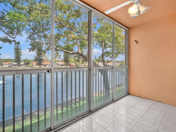 9587 Weldon Cir APT B205, Tamarac, FL 33321