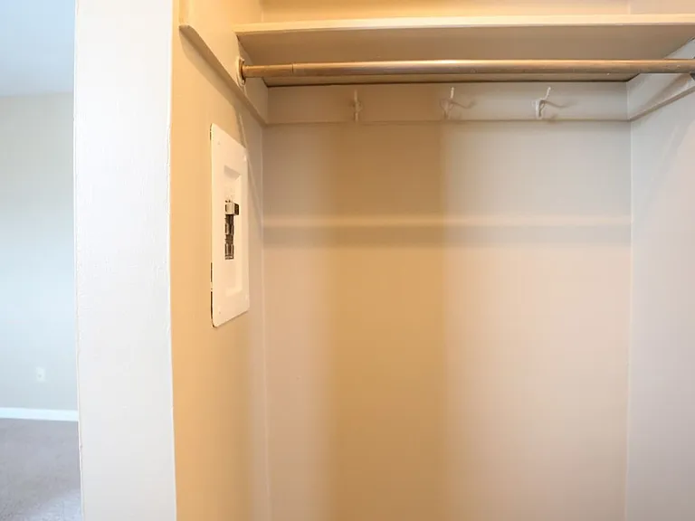 Kenny Road Apartments — Photo 11
