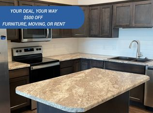 5411 S Huntwood Ave, Sioux Falls, SD 57108