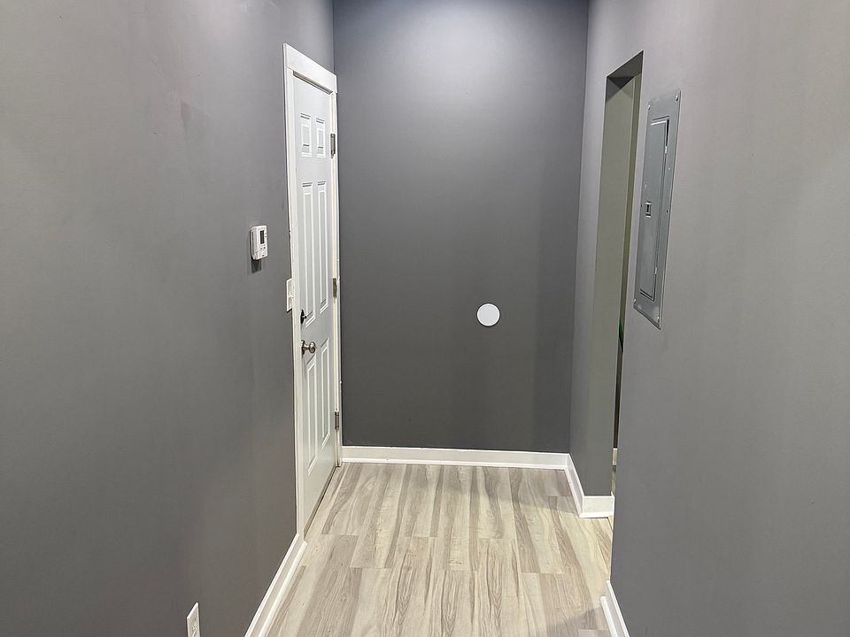 1st image of 5130 W Center St #1