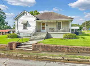 1 Robinsview Ln, Spartanburg, SC 29301