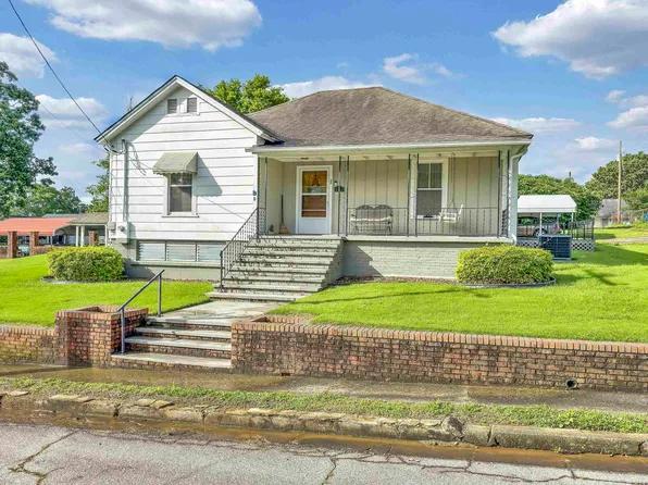 1 Robinsview Ln, Spartanburg, SC 29301