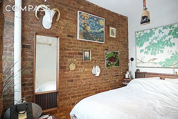 Rented by Compass | media 9