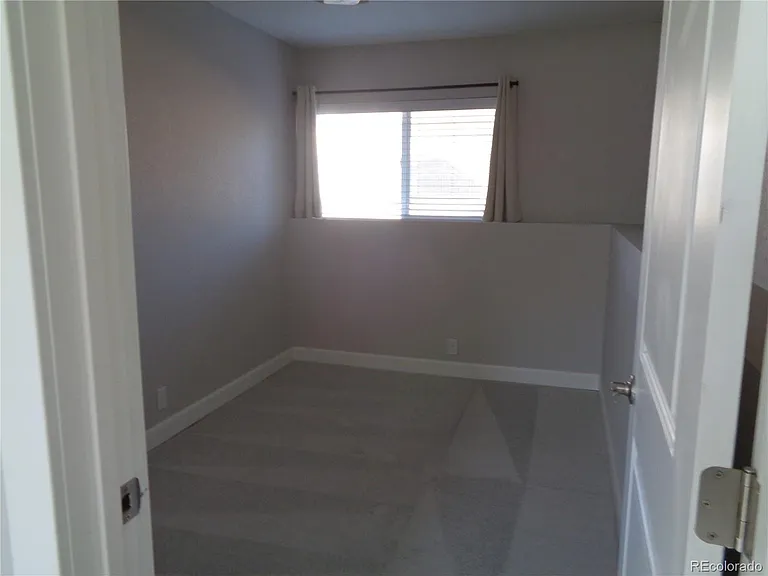 9235 Clermont Dr — Photo 2