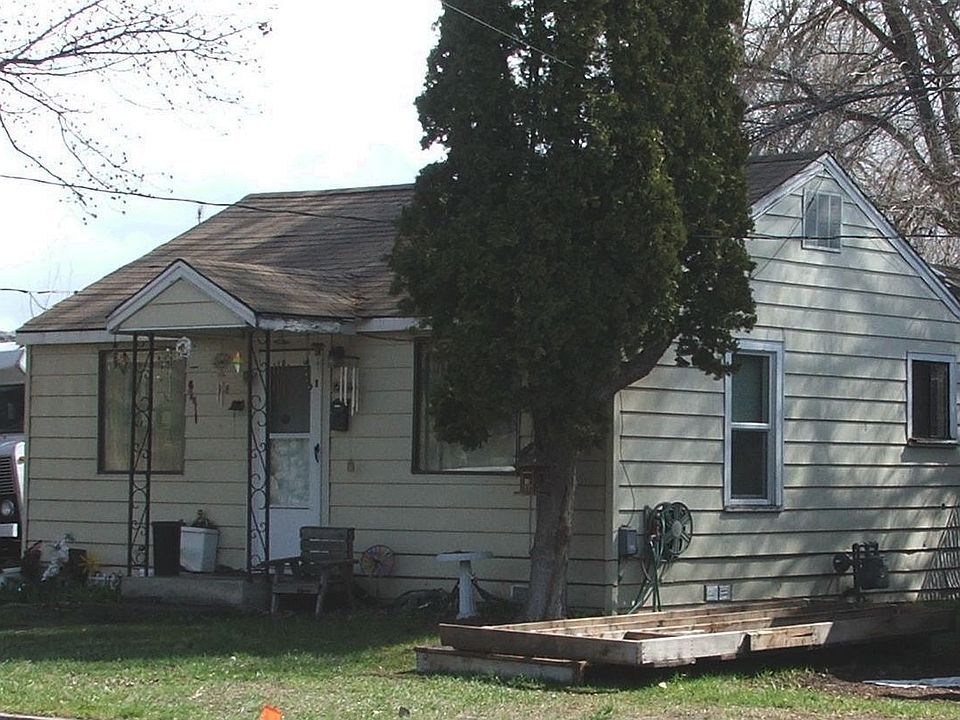 1st image of 878 NE 7th St