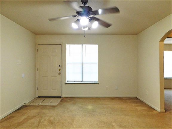 3rd image of 417 Brittney Way APT A