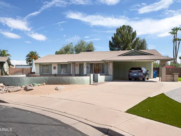 2946 S ESTRELLA Circle, Mesa, AZ 85202