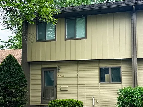 104 Sweetgrass Ln, Forest City, IA 50436