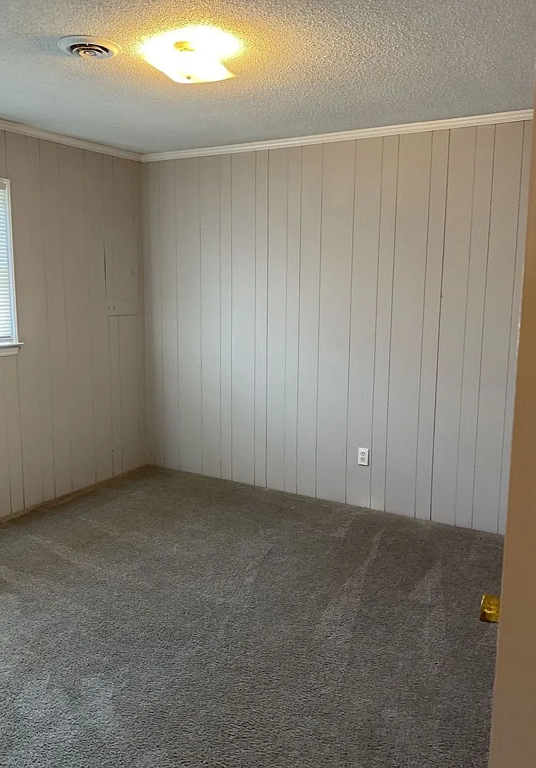 Available Now!! Walking Distance to Downtown Bessemer City — Photo 4