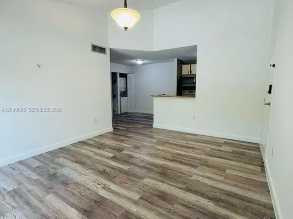 15530 SW 80th St #C-306, Miami, FL 33193