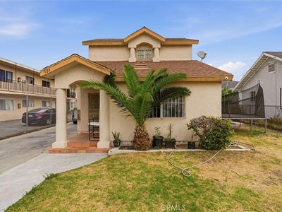 725 E 40th Pl, Los Angeles, CA, 90011