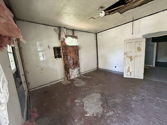 4th image of 230 N Morgan St