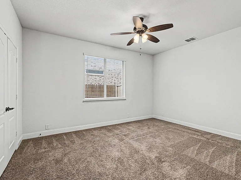 1080 Canuela Way — Photo 30