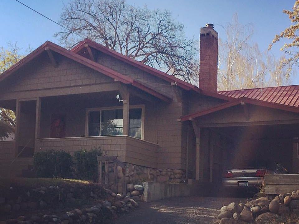 1st image of 765 3rd Ave N