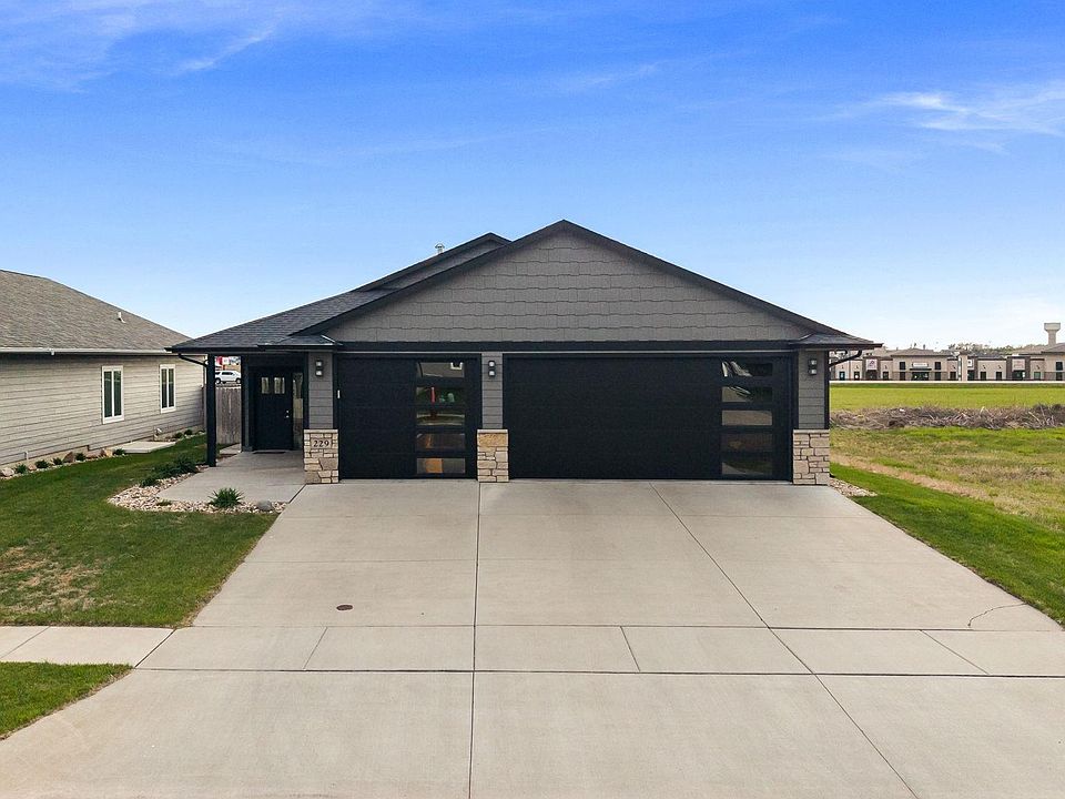 1st image of 229 Devitt Dr Drive